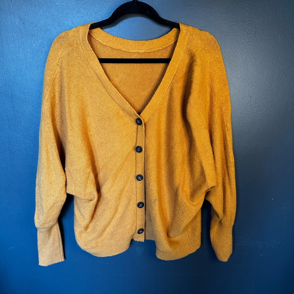 Yellow reversible cardigan